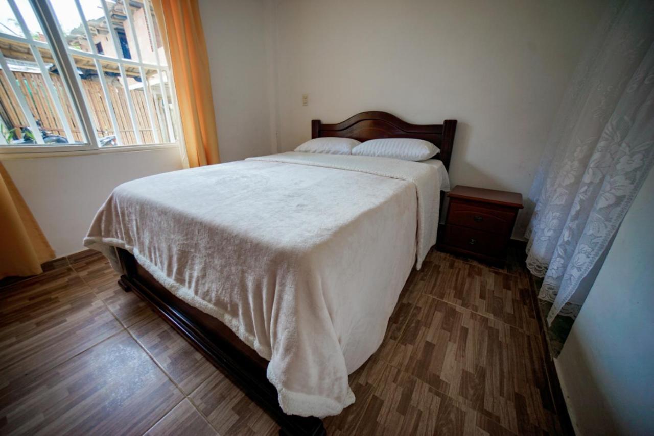 Casa Ruelias * Calima